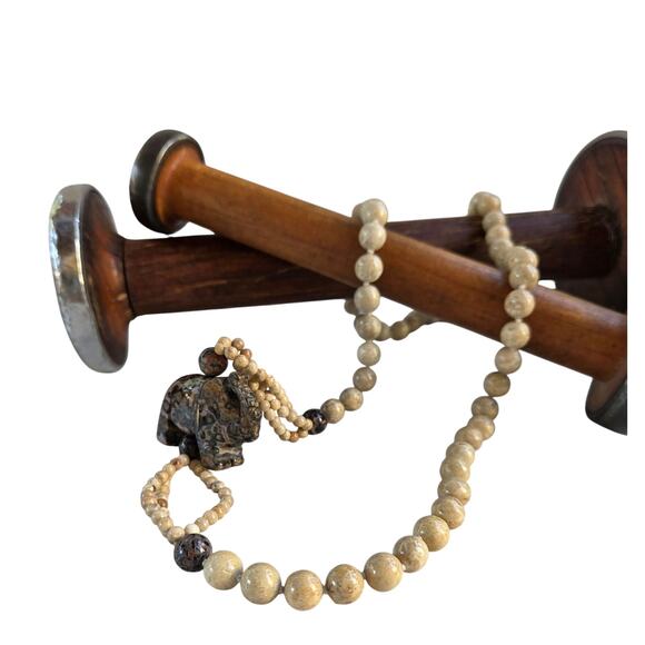 Vintage Pink Spotted Leopard Jasper Carved Elephant Beaded Necklace - Picture 3 of 11